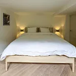 Holiday home Beautiful In With Wifi