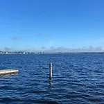 Beautiful In With Wifi Лусдрехт